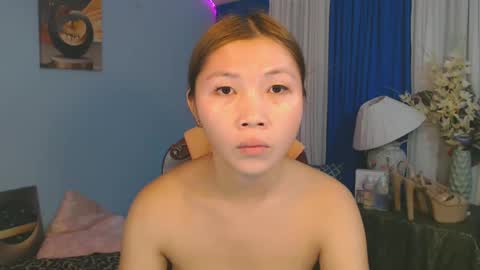 Snapshot of estherlust chatting on February 25, 3:09 am IRIS online show from February 25, 3:09 am