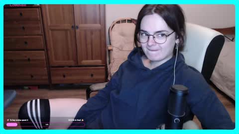 Snapshot of eva_katt chatting on December 9, 10:22 am Gamer Katt online show from December 9, 10:22 am