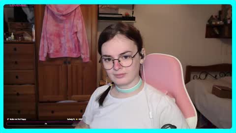 Snapshot of eva_katt chatting on March 3, 11:27 am Gamer Katt online show from March 3, 11:27 am