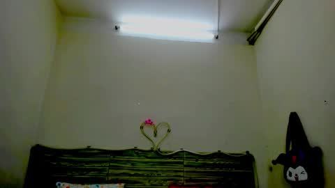 Marley independent model online show from February 12, 9:43 pm