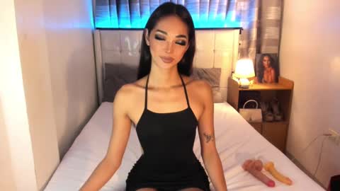 faelore online show from January 16, 5:21 am