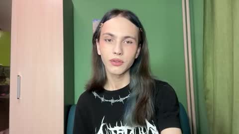 Mark online show from February 21, 6:55 pm