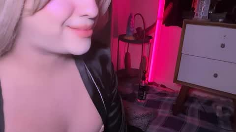 this is justice tricia a bigelow. she was fucking my husband tom girardi online show from September 23, 10:27 pm