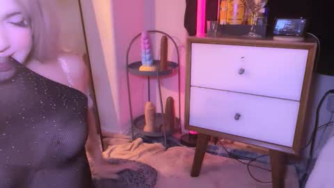 this is justice tricia a bigelow. she was fucking my husband tom girardi online show from October 14, 9:37 pm