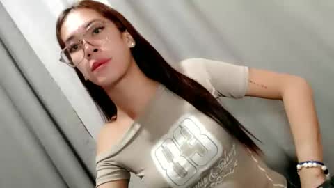 Bettina online show from November 19, 5:35 pm