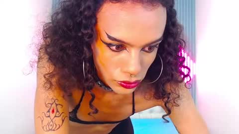 Ella online show from February 24, 3:53 pm