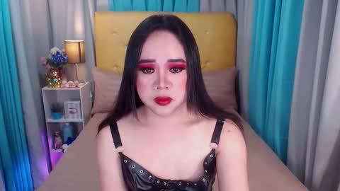 Snapshot of freshtsbigcum chatting on February 27, 9:43 am anna online show from February 27, 9:43 am