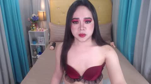 Snapshot of freshtsbigcum chatting on March 4, 10:24 am anna online show from March 4, 10:24 am