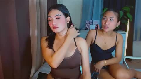 gabriela_deluxe online show from February 16, 6:39 pm