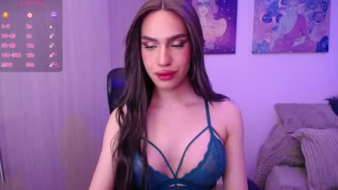 Gia Mint  online show from June 3, 2:57 am
