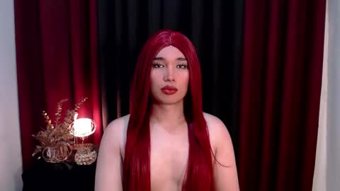 Snapshot of giaxxx01 chatting on October 19, 5:33 am Gia X online show from October 19, 5:33 am