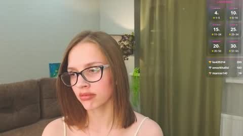 Anna online show from October 18, 1:59 pm