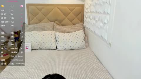 ruiz online show from September 18, 6:18 am