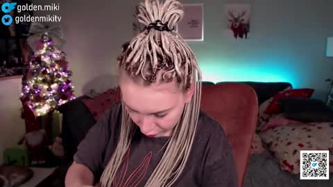 Shy in the streets but a freak in the sheets online show from December 24, 12:22 am