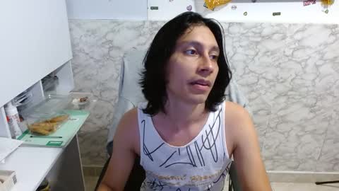 gomita online show from December 19, 9:49 pm