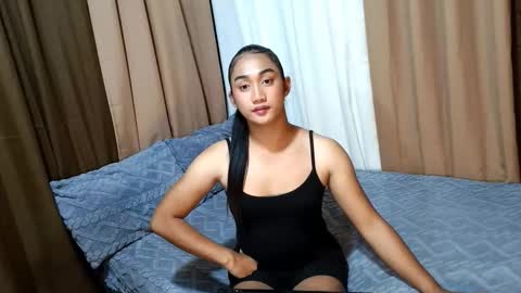 gorgeous_nicole online show from February 1, 1:43 pm