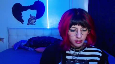 goth_minerva online show from October 6, 1:44 pm