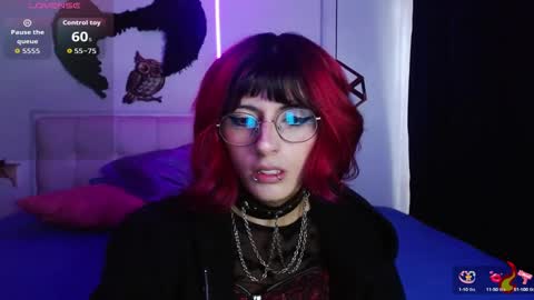 goth_minerva online show from October 7, 1:56 pm