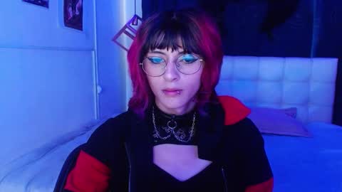 goth_minerva online show from October 15, 2:39 pm