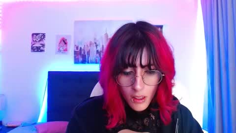 goth_minerva online show from November 24, 3:47 pm