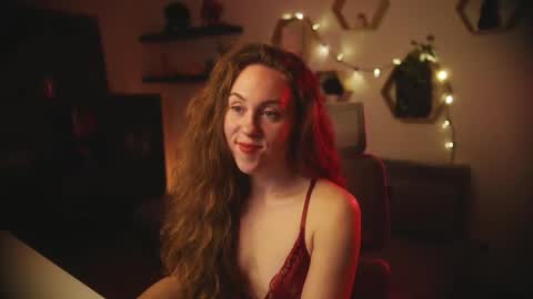 hahayessihaveone online show from October 15, 7:47 pm