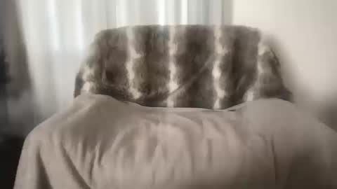 hannahsometimes694u online show from December 16, 7:46 am