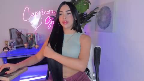 s online show from November 13, 9:33 pm