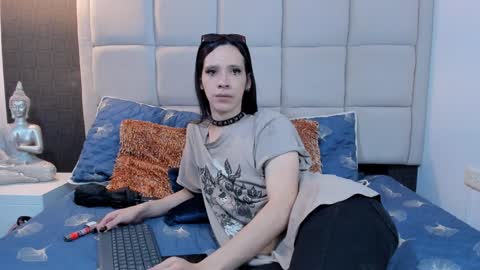 Keira Hecate online show from December 30, 7:32 pm