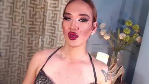 hellatarahathor online show from March 15, 11:13 am