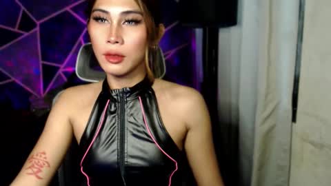 Davey online show from November 10, 1:17 am