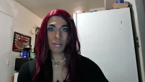 Snapshot of hihheelstranny chatting on February 22, 10:18 am hihheelstranny online show from February 22, 10:18 am