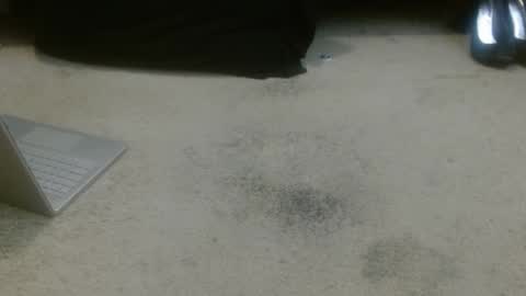 Holly Hawkes online show from November 28, 2:46 am