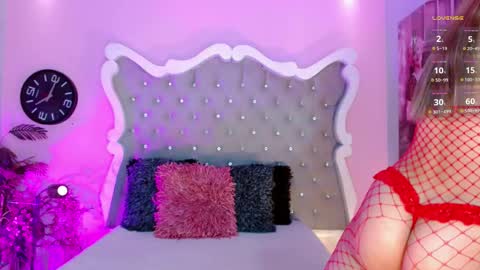 honey_moontsts online show from January 15, 12:48 pm