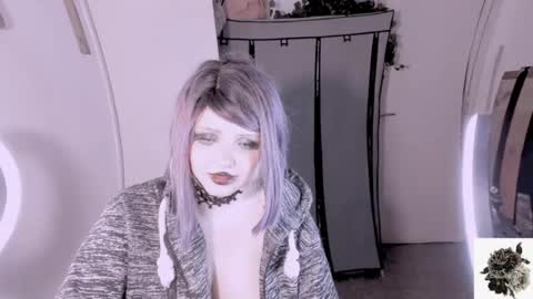 Honey Apple Alaska online show from June 14, 3:41 am
