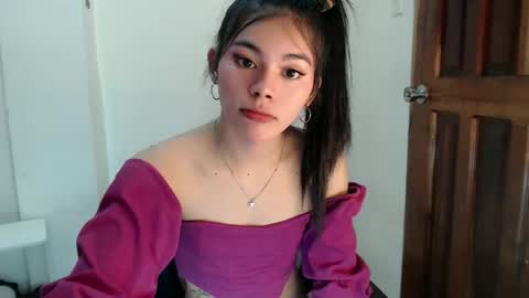 Yanna online show from May 11, 4:04 pm