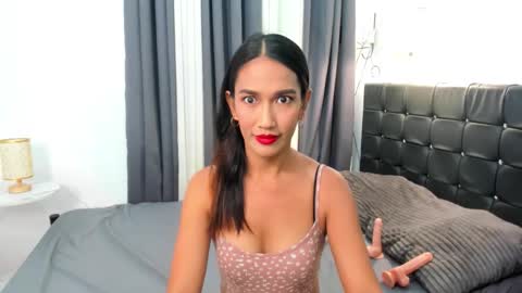 hotasianladysofia online show from November 8, 8:59 am