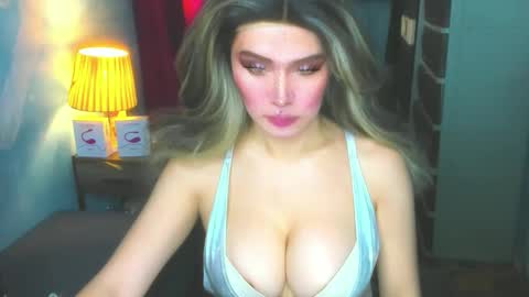 T A N Y A online show from April 16, 2:23 am