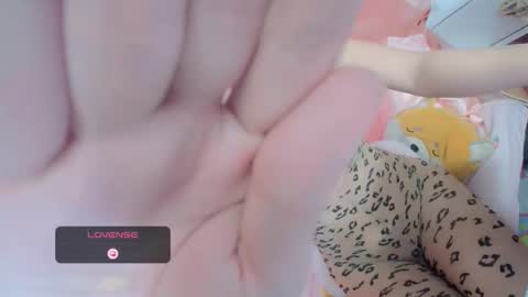 beauty has a prize so make it worth plzzz online show from November 2, 4:21 am