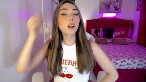LEXIE- dont forget to give me thumbs up online show from October 17, 6:22 pm