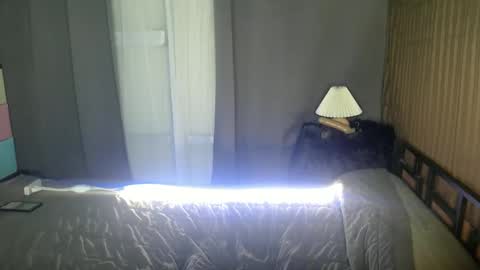 hugecock_caramel online show from March 16, 1:26 pm