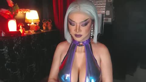 Christine online show from June 15, 2:35 am