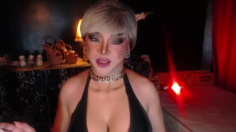 Christine online show from July 17, 1:00 am