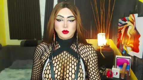 MsLovely online show from May 17, 11:54 am