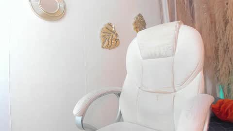 ian  online show from September 11, 2:53 am