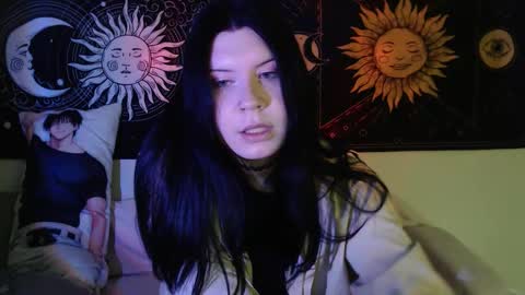 Vella online show from February 22, 2:42 pm