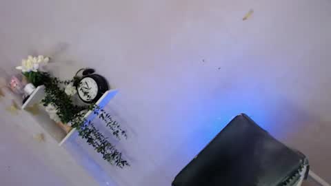 Megan online show from July 14, 2:05 am