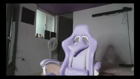 Camilla online show from September 20, 2:55 pm