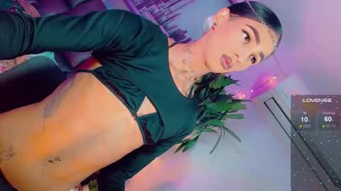 isabellagirs online show from March 30, 4:46 am