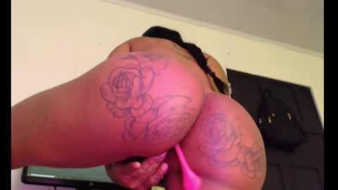 isabelldollts online show from March 25, 3:23 am