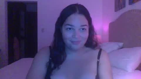 ishtarie online show from November 22, 3:41 am